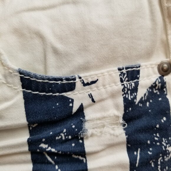 Vintage Y2K 90s LEI Junior White Shorts Size 9 USA Stars and Stripes - Picture 4 of 10